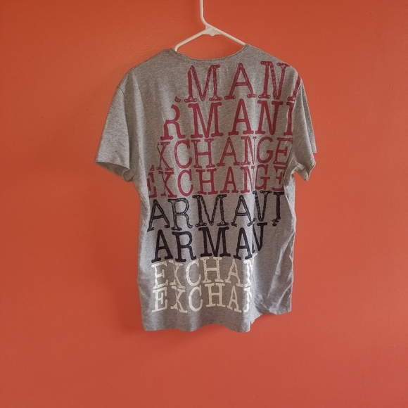 T shirt - Picture 2 of 2